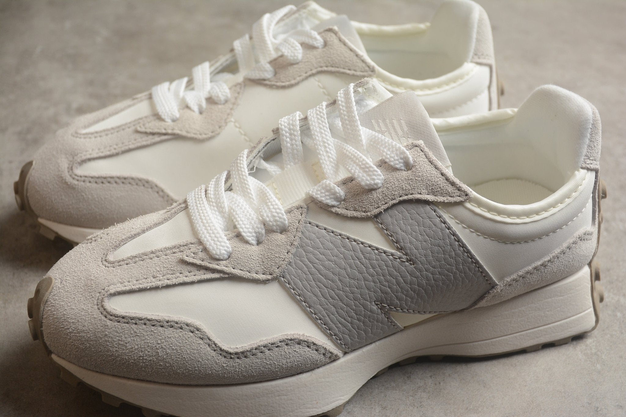 Essenza Rosa NB 327 White / Grey | zapatillas Essenza Rosa