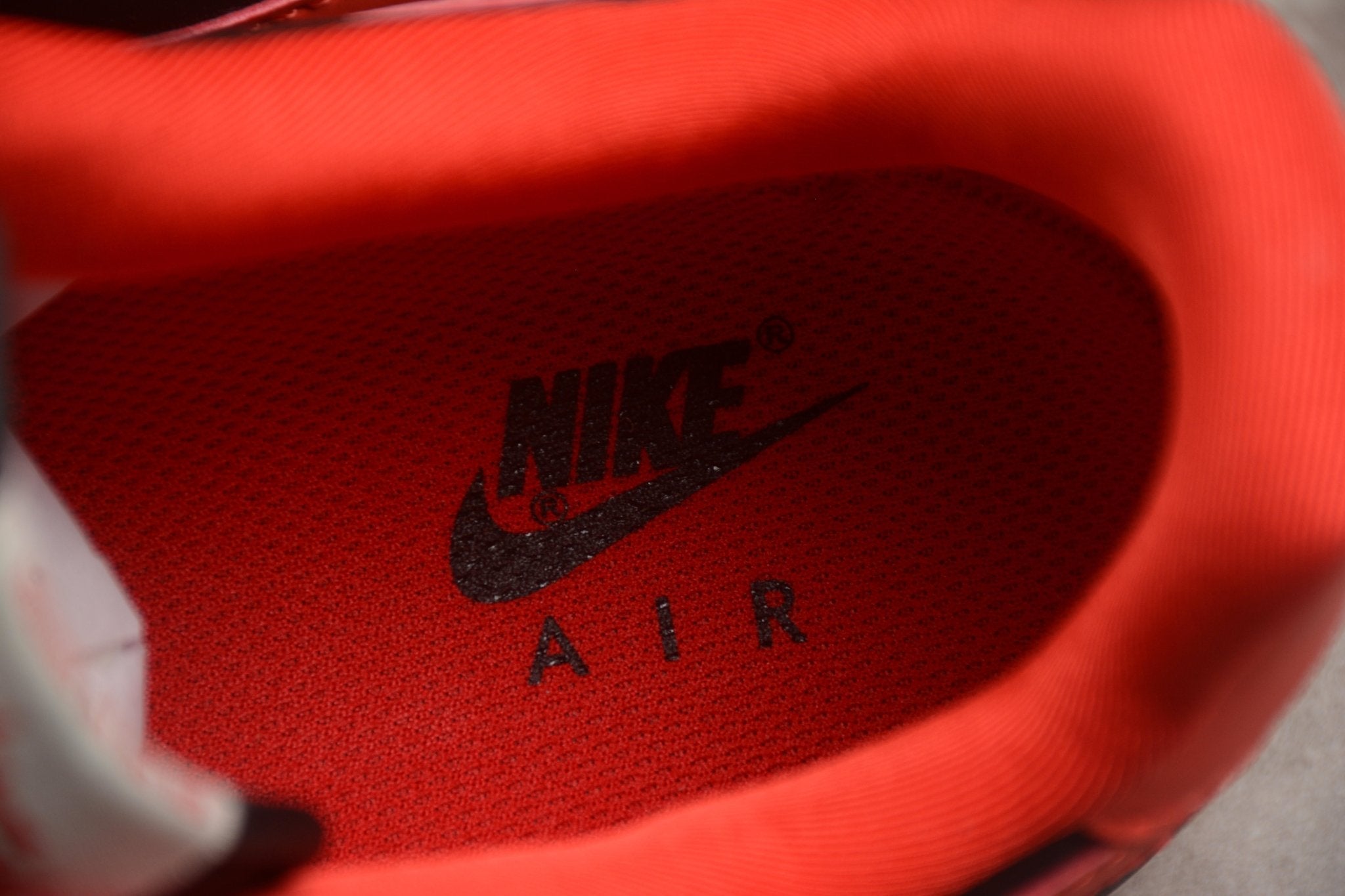 Urban Sport Zone Air Force 1 Low Black / Red | zapatillas Urban Sport Zone