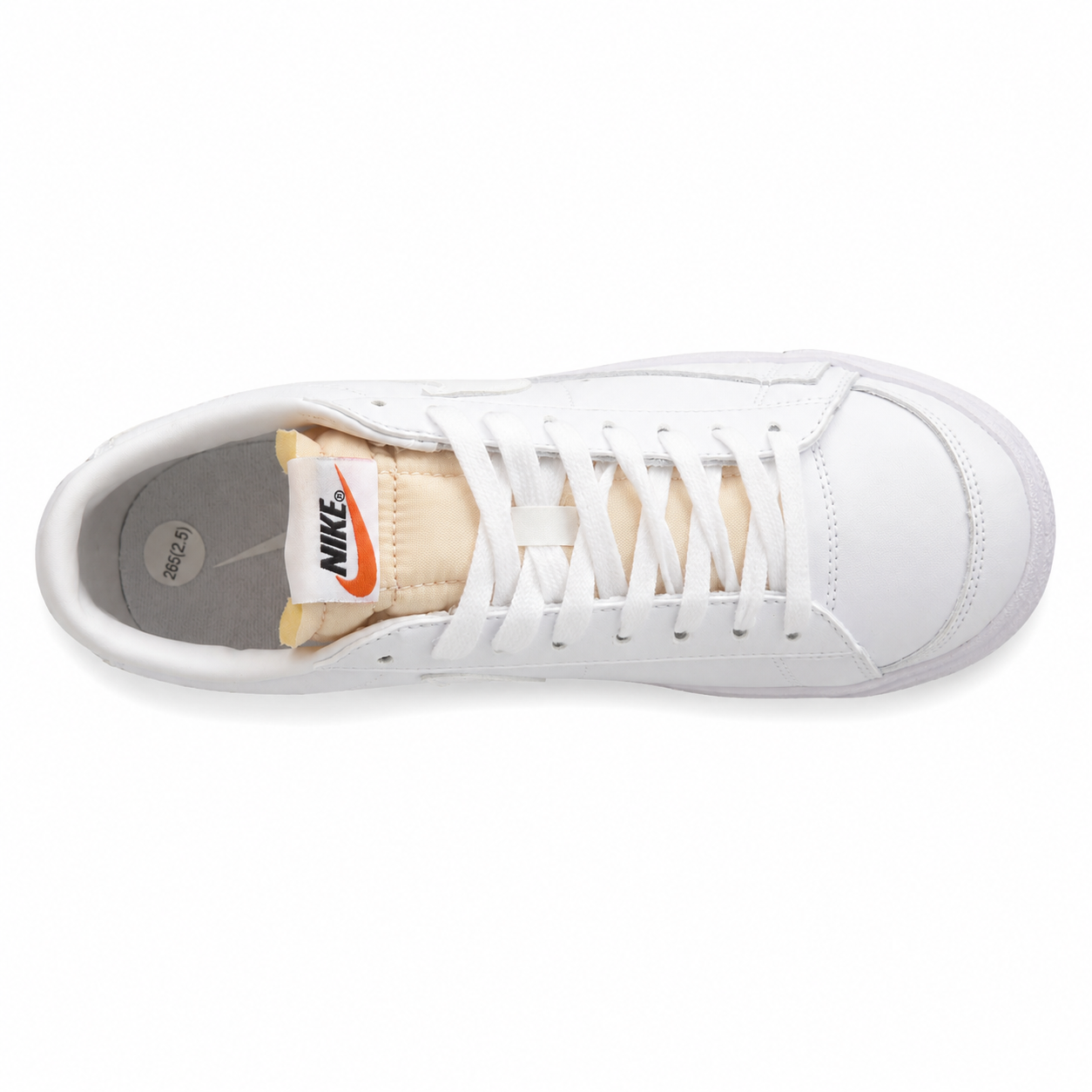 Nike Blazer Low 77 blanco vista superior