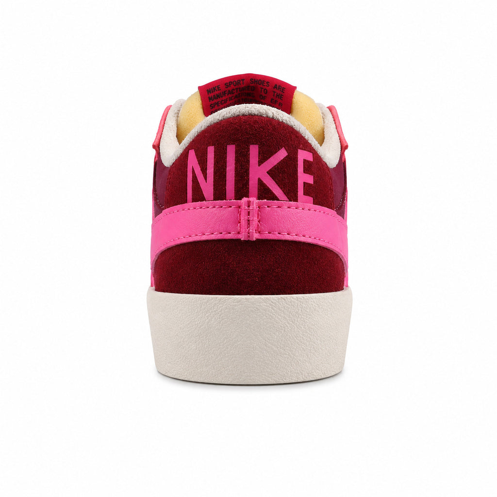Nike Blazer Low 77 rojo granate rosa detalle talón Nike