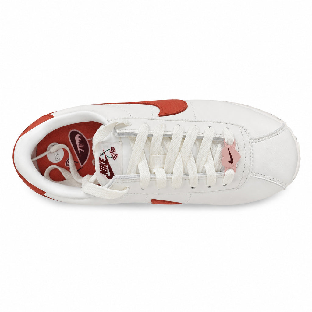 Nike Cortez Heart blanco rojo rosa vista superior detalle corazón