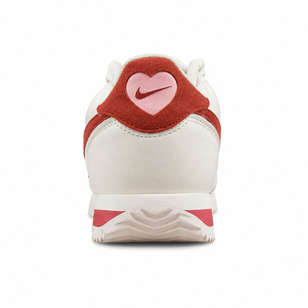 Nike Cortez Heart blanco rojo rosa detalle talón corazón